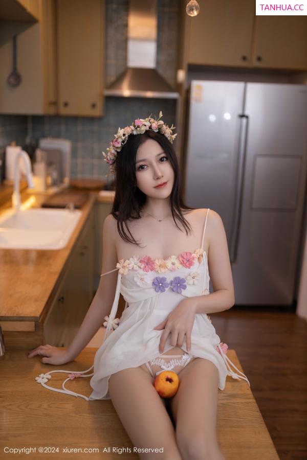 鱼子酱fish  [XiuRen]高清写真图 2024.11.29 No.9531 鱼子酱Fish 丝袜美腿第23张图片